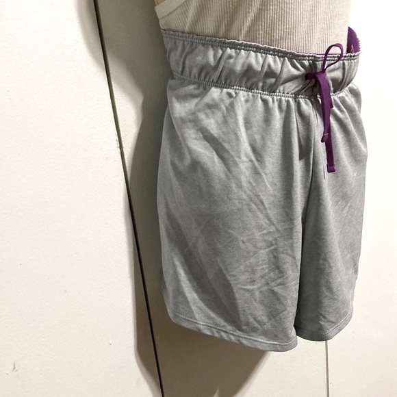 NIKE Dri-Fit Athletic Athleisure Shorts Wide Waistband Gray Purple XS - Picture 2 of 13